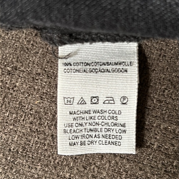 We The Free Super High Rise Black Denim Skirt Size 26

CA959CA - Picture 6 of 6